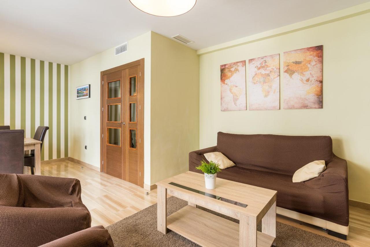 Plaza Uncibay Apartment Малага Екстериор снимка